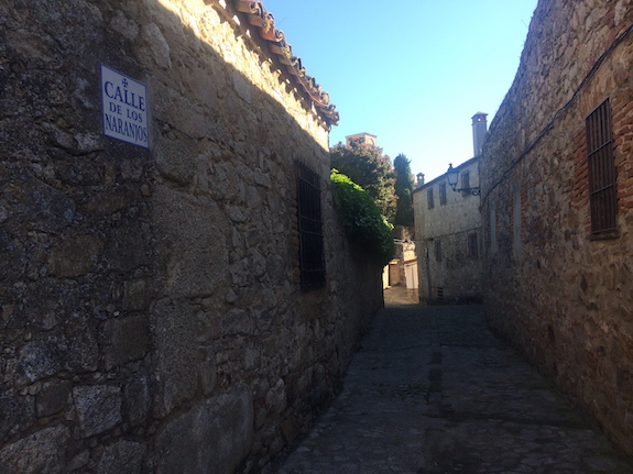 Straatje in het oude centrum van Trujillo in Extremadura